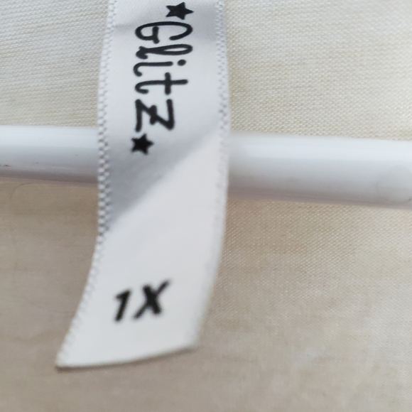 Glitz Cream Fabric with Blue Print. Sports Jersey Look - Picture 3 of 6